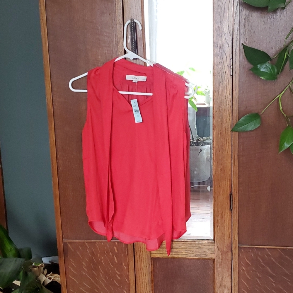 LOFT Coral Sleeveless Top